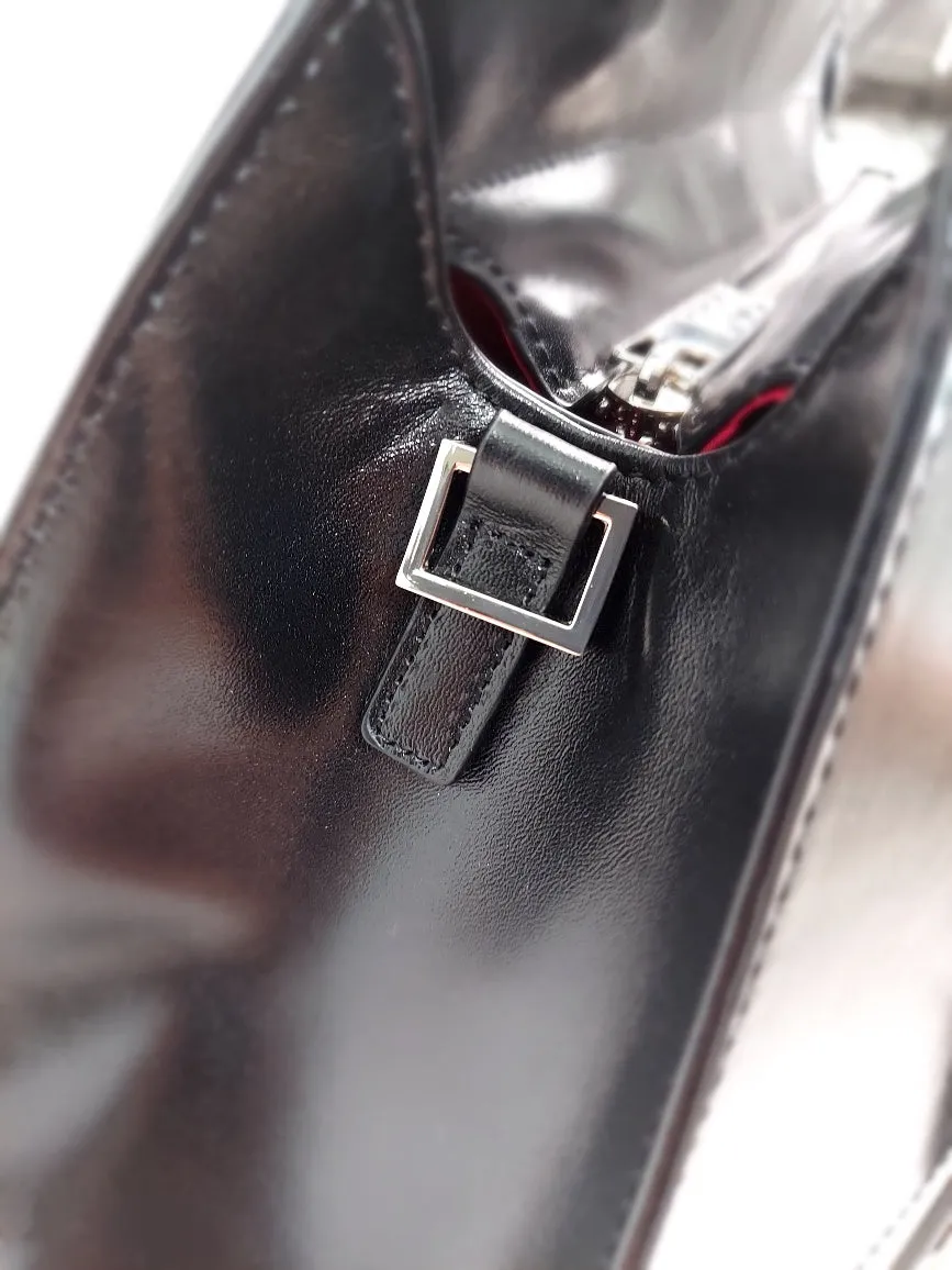 A-01 Black