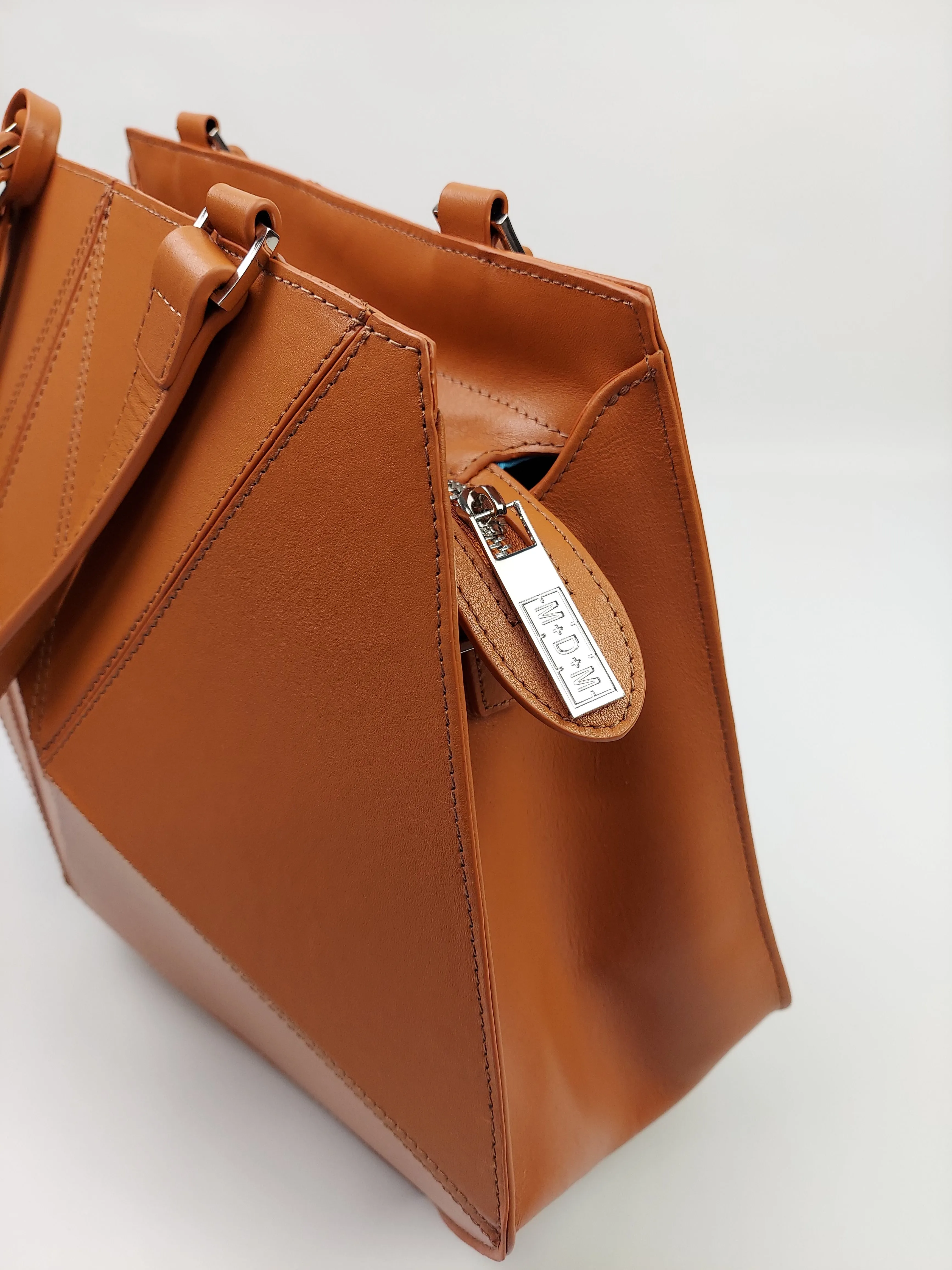 A-01 Saddle