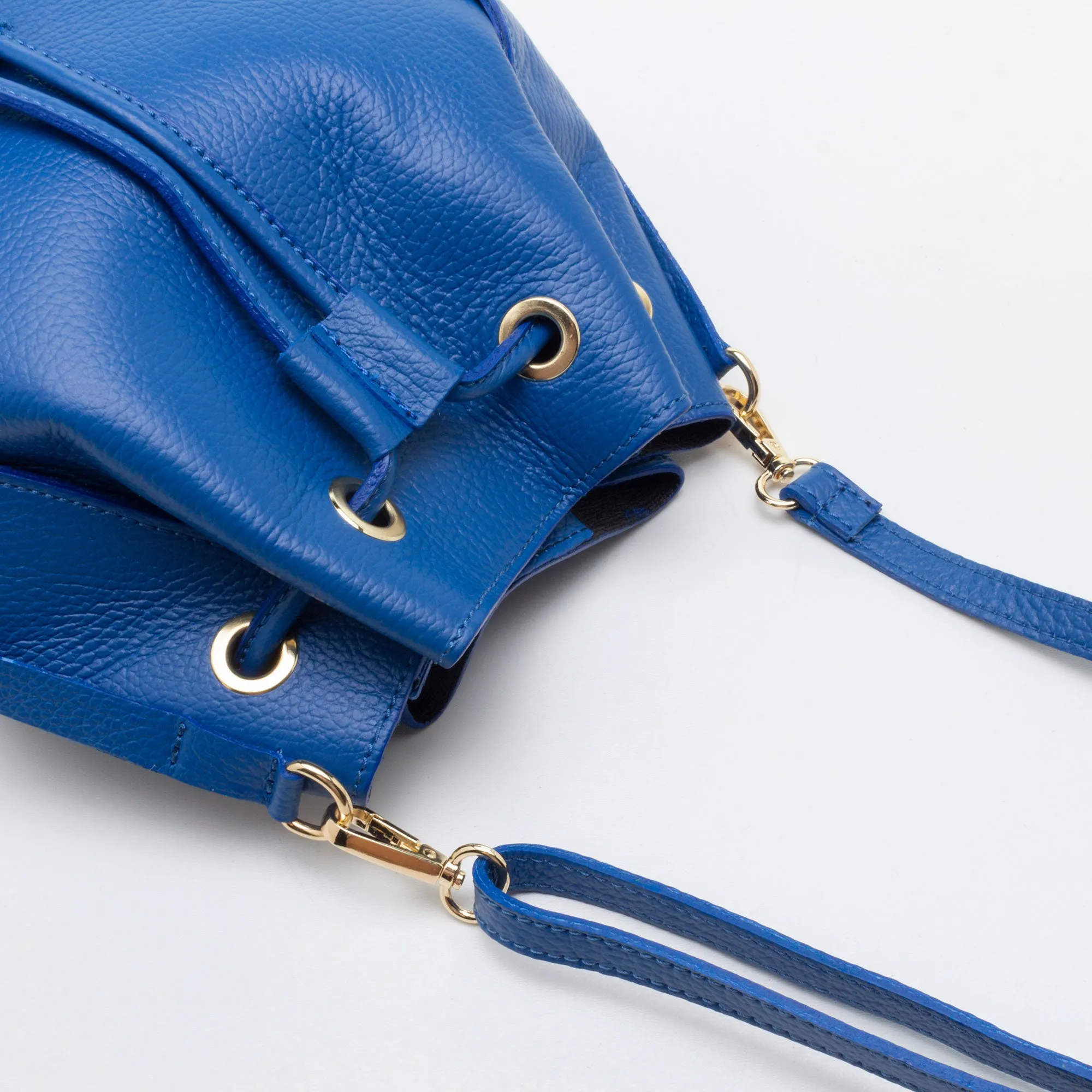 BUCKET BAG