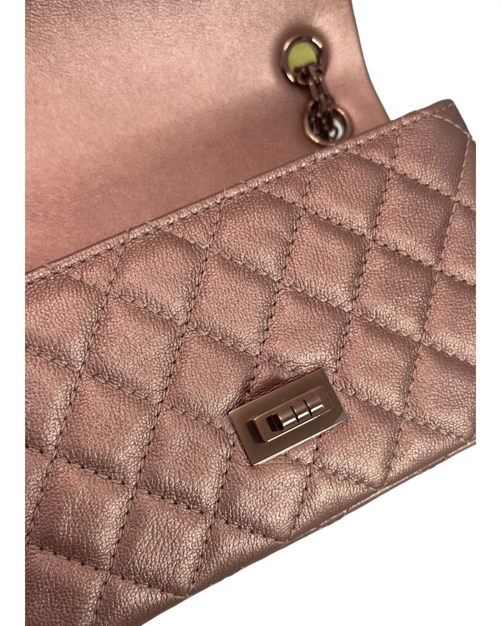 Chanel 2.55 Reissue Mini 22C Rose Gold Calfskin, Pink/Rose Gold Hardware