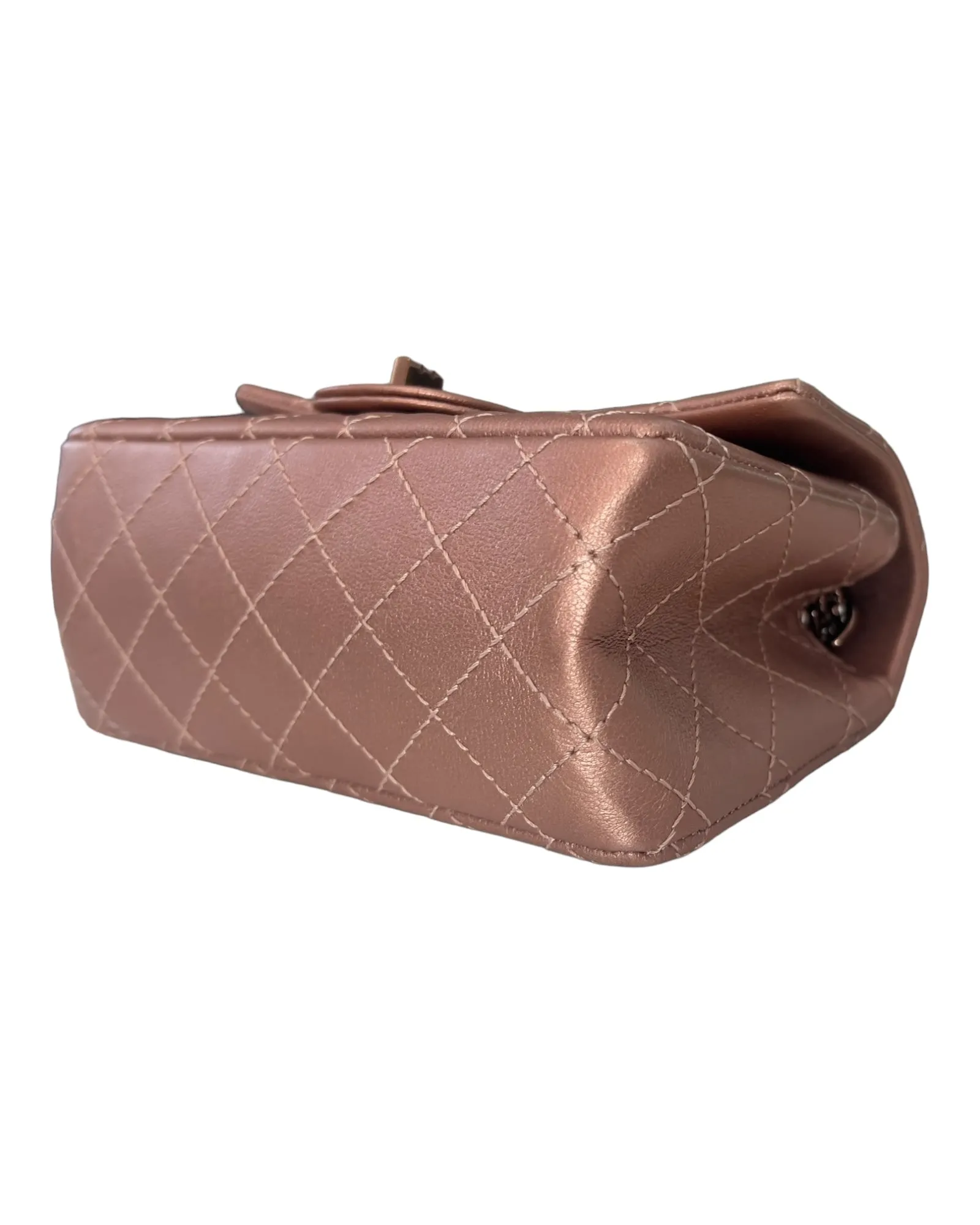 Chanel 2.55 Reissue Mini 22C Rose Gold Calfskin, Pink/Rose Gold Hardware