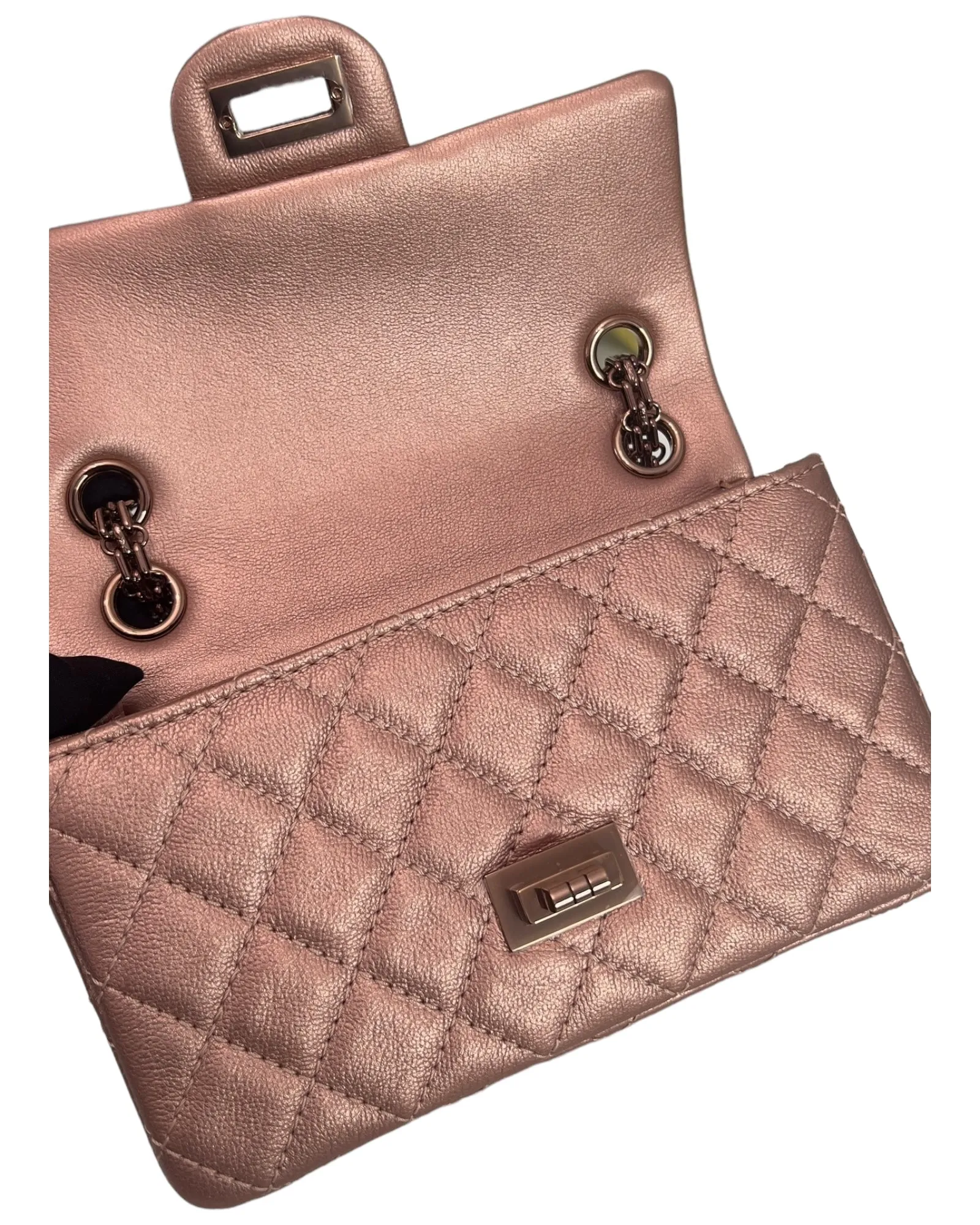 Chanel 2.55 Reissue Mini 22C Rose Gold Calfskin, Pink/Rose Gold Hardware