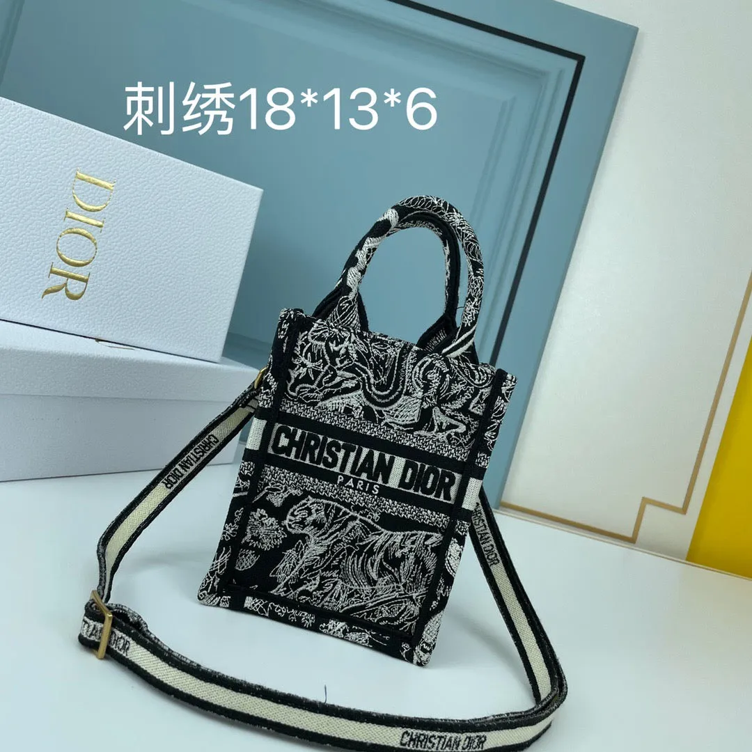 DR239 Book Mini Tote Bag / 7.1x5.3x2.5inch