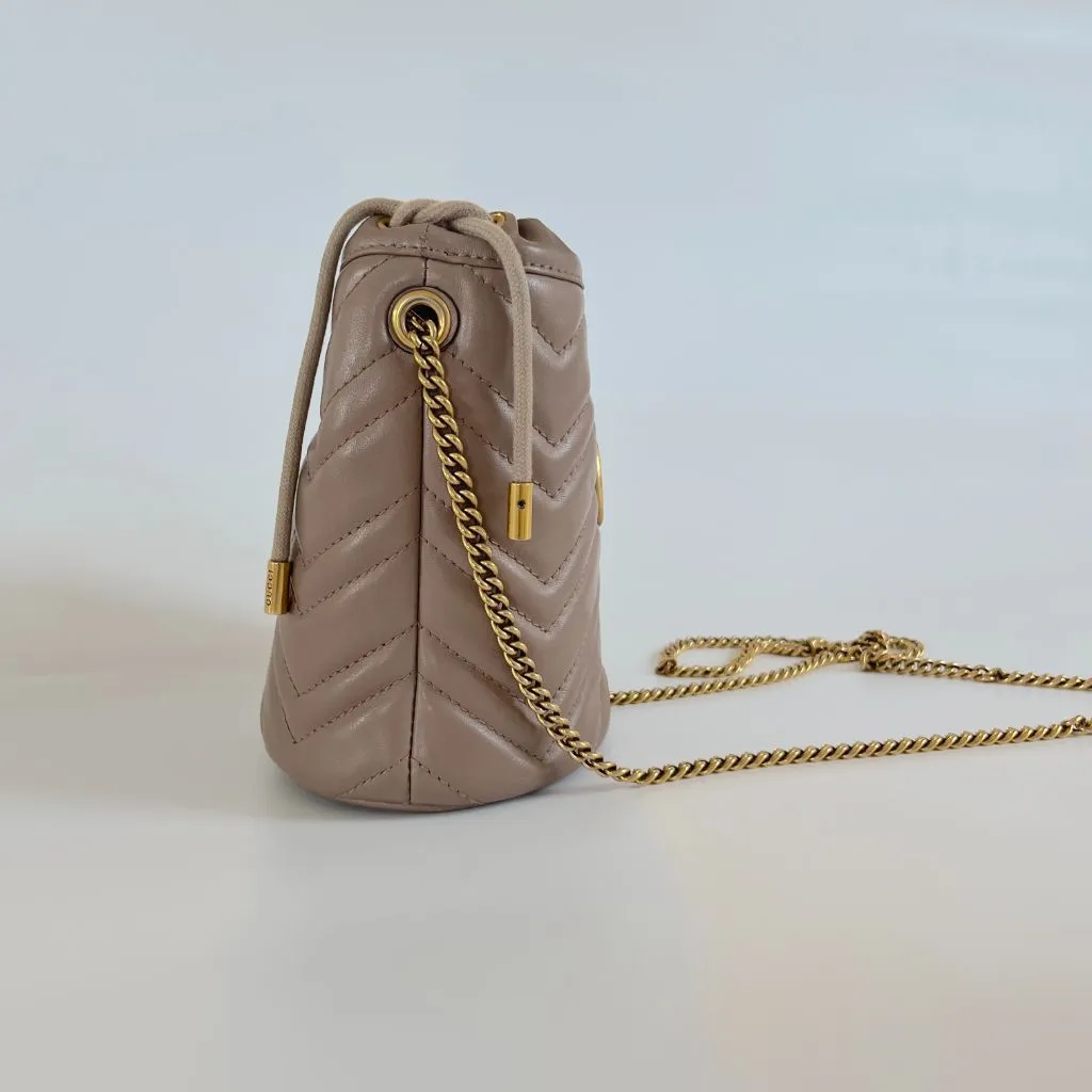 Gucci GG Marmont mini bucket bag