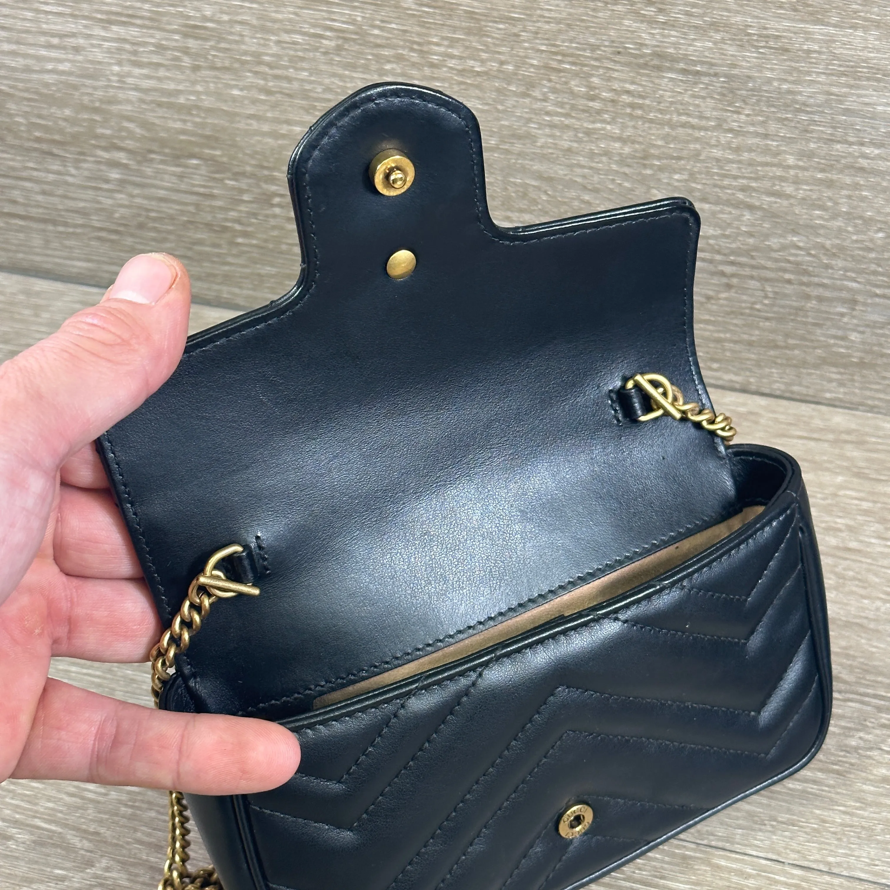 Gucci GG Marmont Super Mini Bag - Black