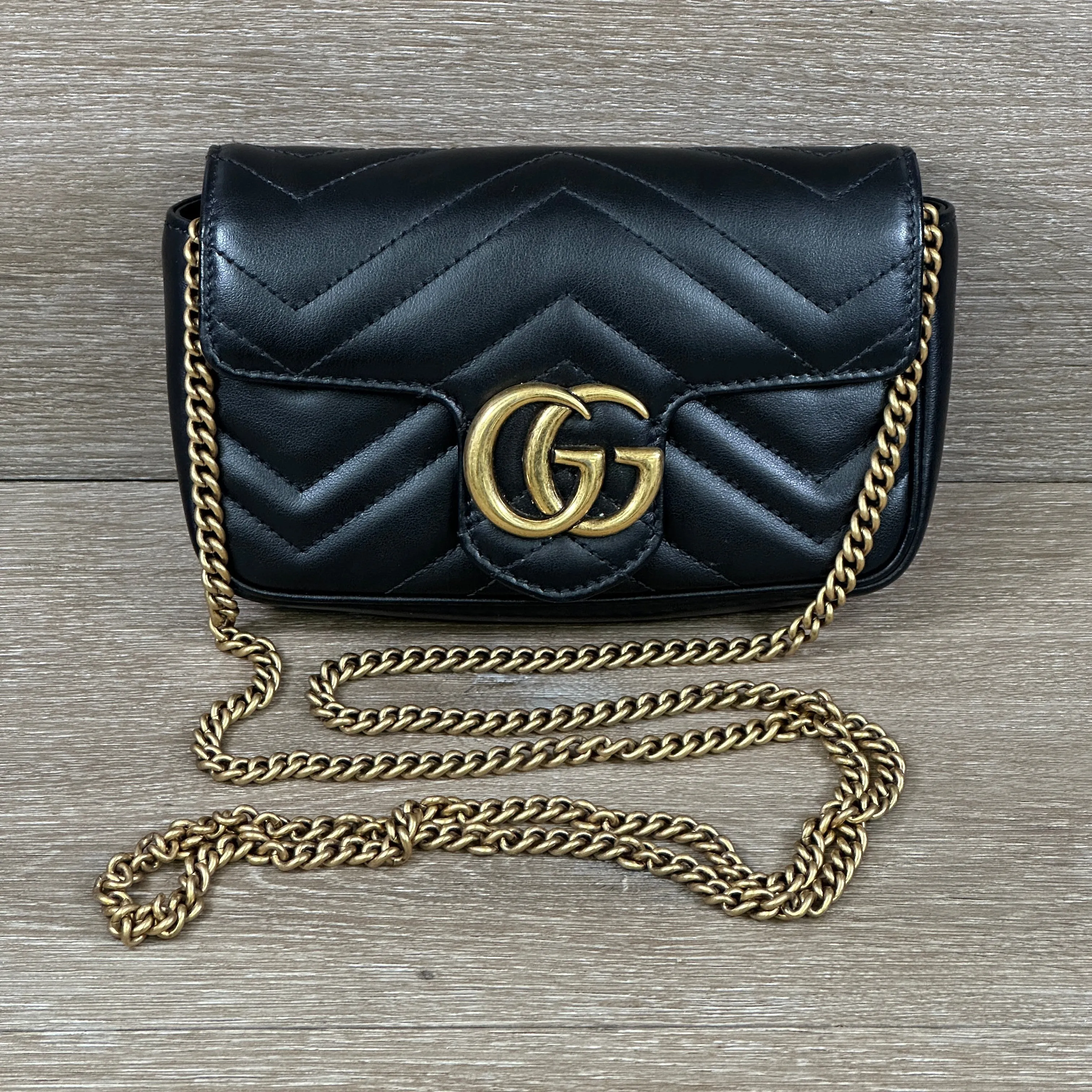Gucci GG Marmont Super Mini Bag - Black