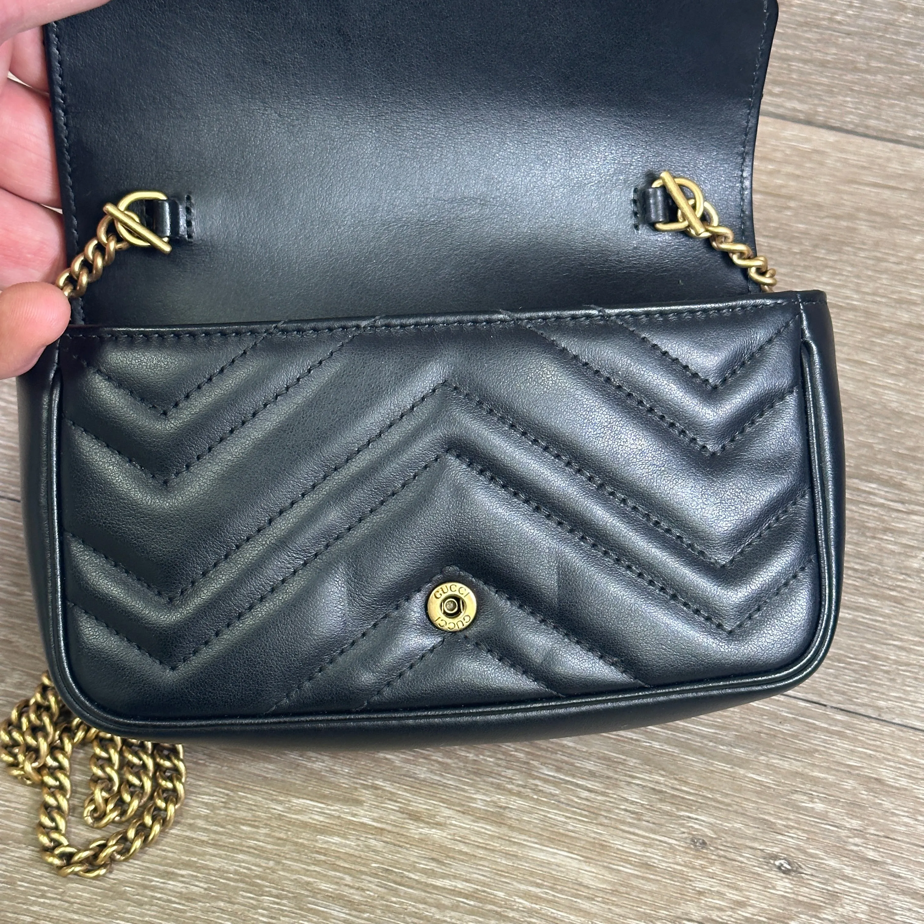 Gucci GG Marmont Super Mini Bag - Black