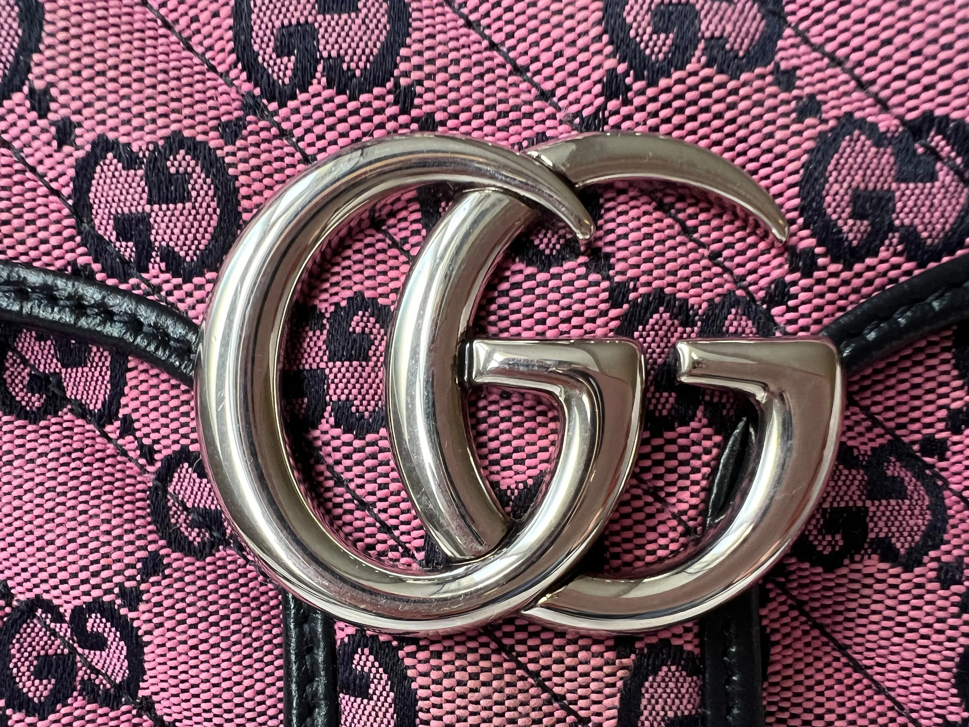 Gucci GG Pink Marmont Small Shoulder Bag (RRP £1,570)