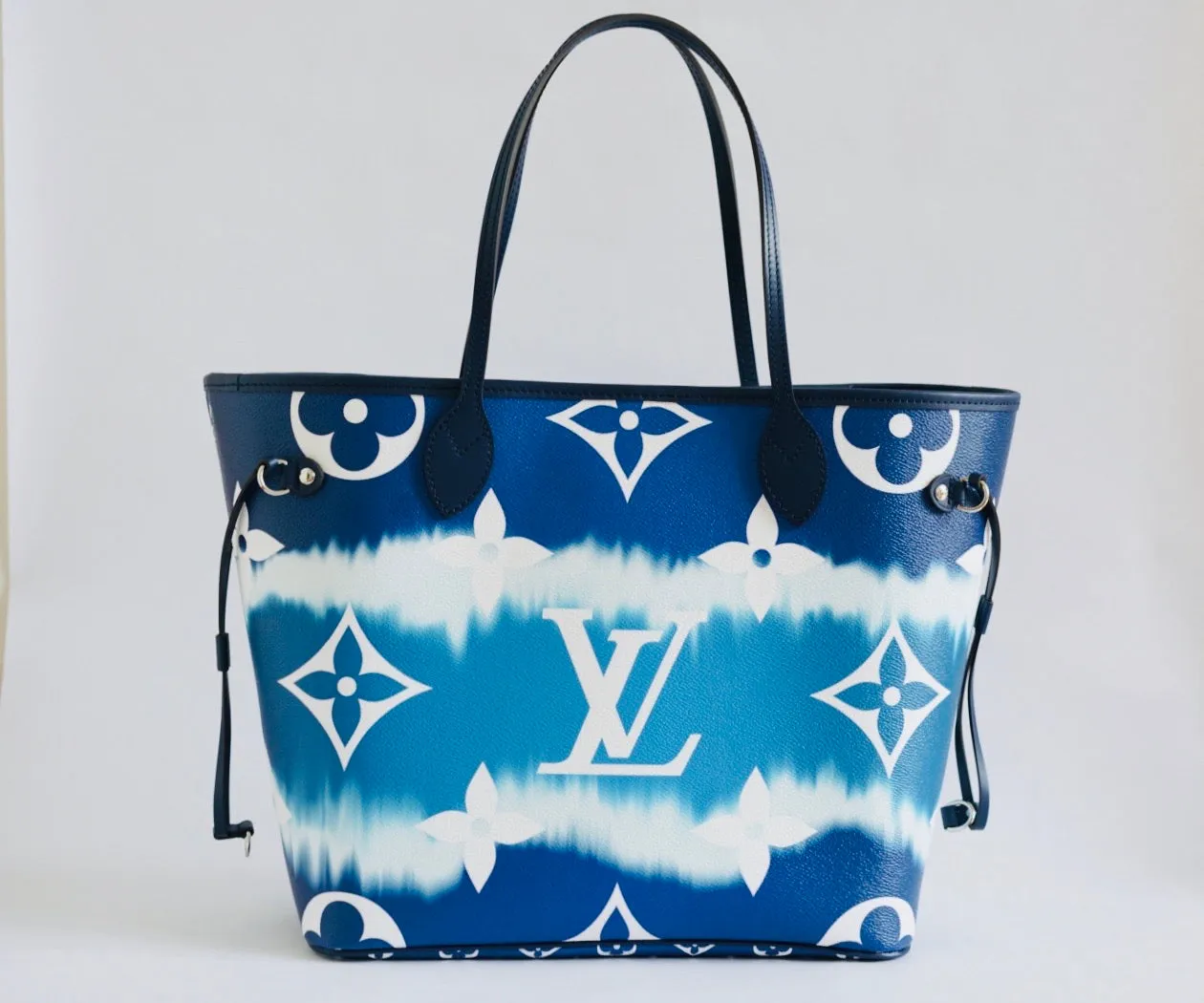 Louis Vuitton | Escale Neverfull Tie Dye | M45128