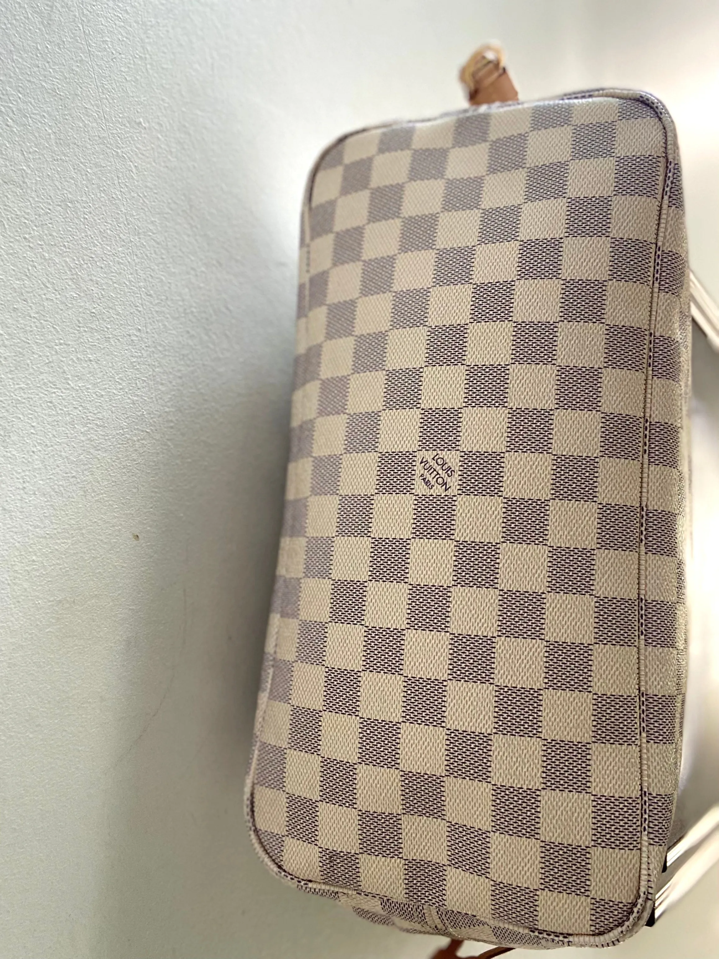 Trendy Inspired Louis Vuitton Damier Azur Neverfull Mm Tote Bag