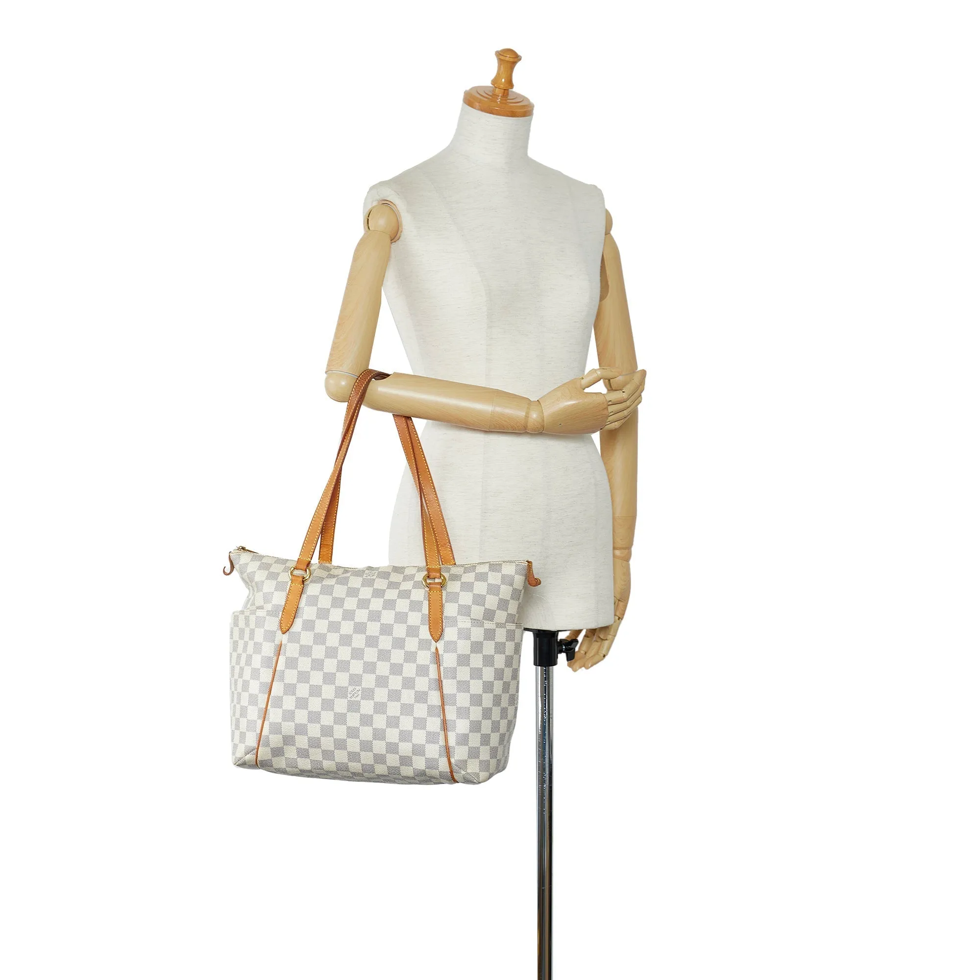 Trendy Inspired Louis Vuitton Totally Mm Damier Azur Canvas