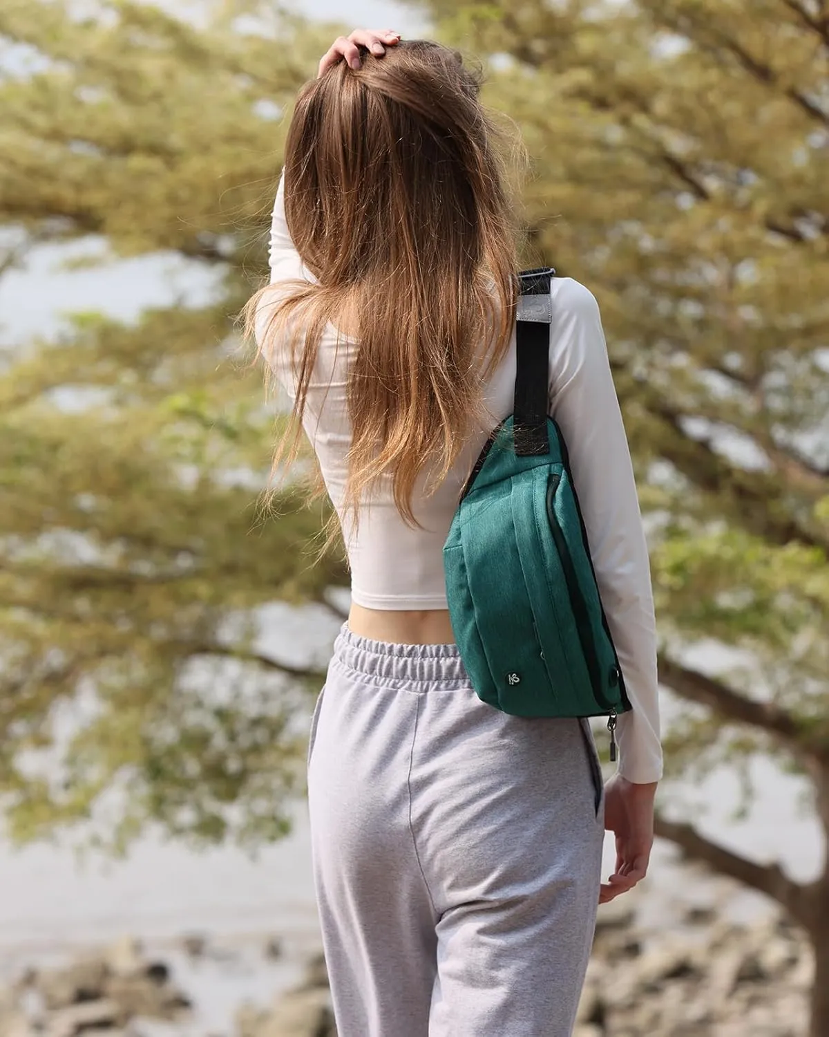 WATERFLY Fanny Pack for Men Women Water Resistant Large Hiking Waist Bag Pack Carrying All Phones for Running Walking Traveling